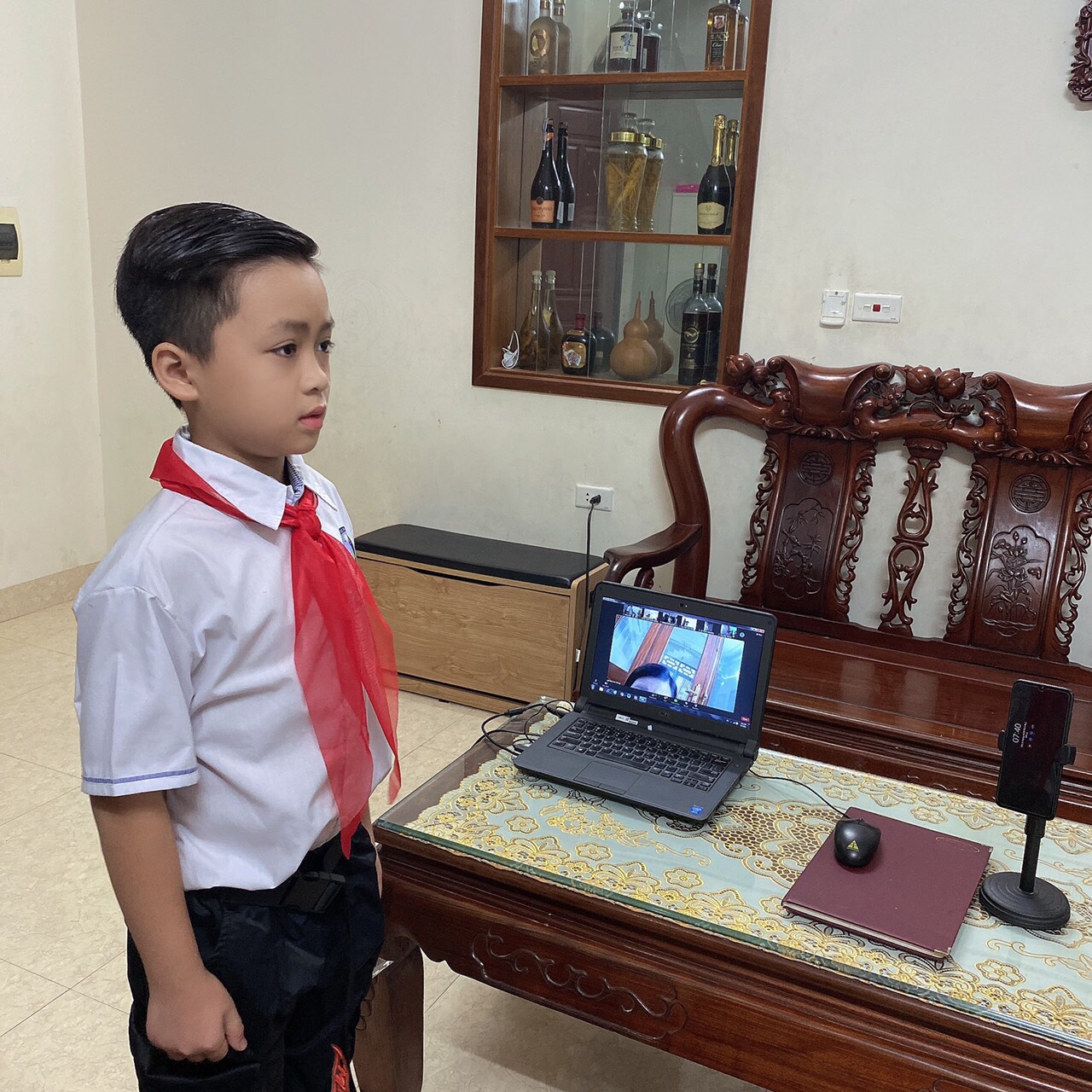 BÁO CÁO THỰC HIỆN  KẾ HOẠCH HOẠT ĐỘNG THI ĐUA LẦN THƯ NHẤT